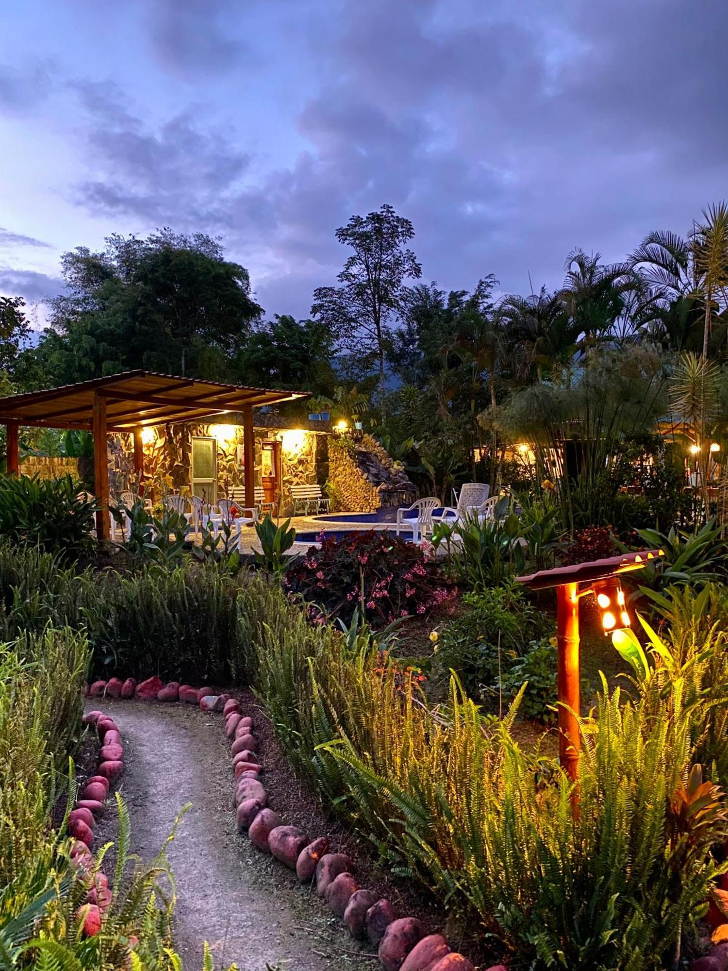 Hosteria Arasari Mindo Exterior foto